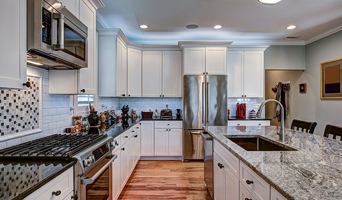 Picking the Perfect Kitchen Island Countertops